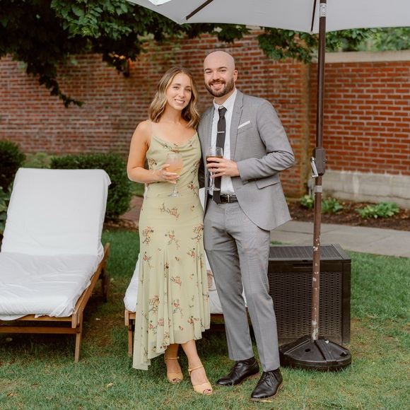 Meet your Poshers, Jenn & Matt - Picture 1 of 1